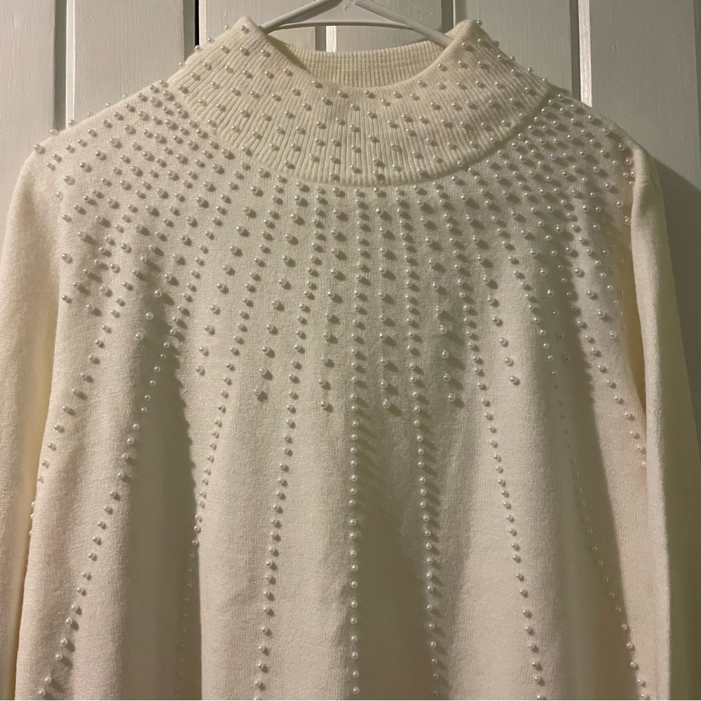 Dressbarn embellished pearl sweater-large NWOT